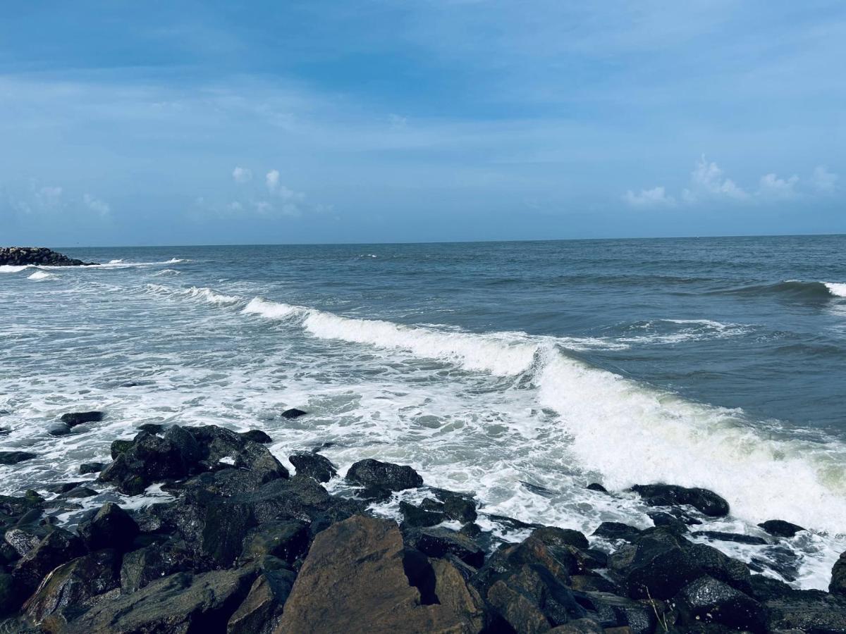 Chameleon Beach Resort, Cherai Kochi Eksteriør bilde