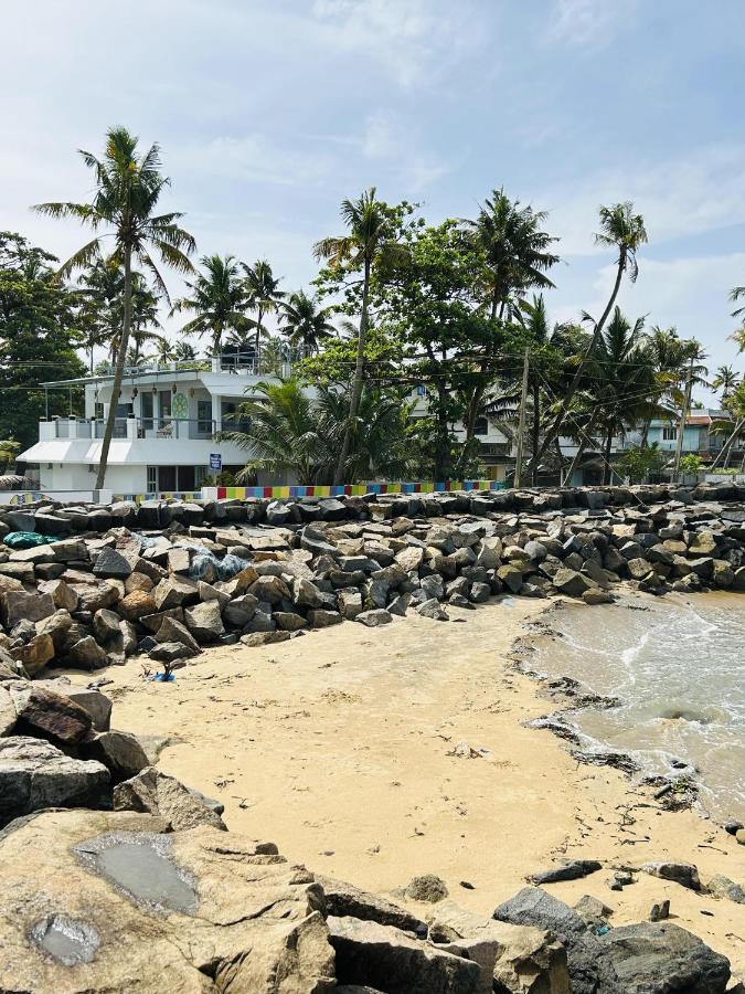 Chameleon Beach Resort, Cherai Kochi Eksteriør bilde